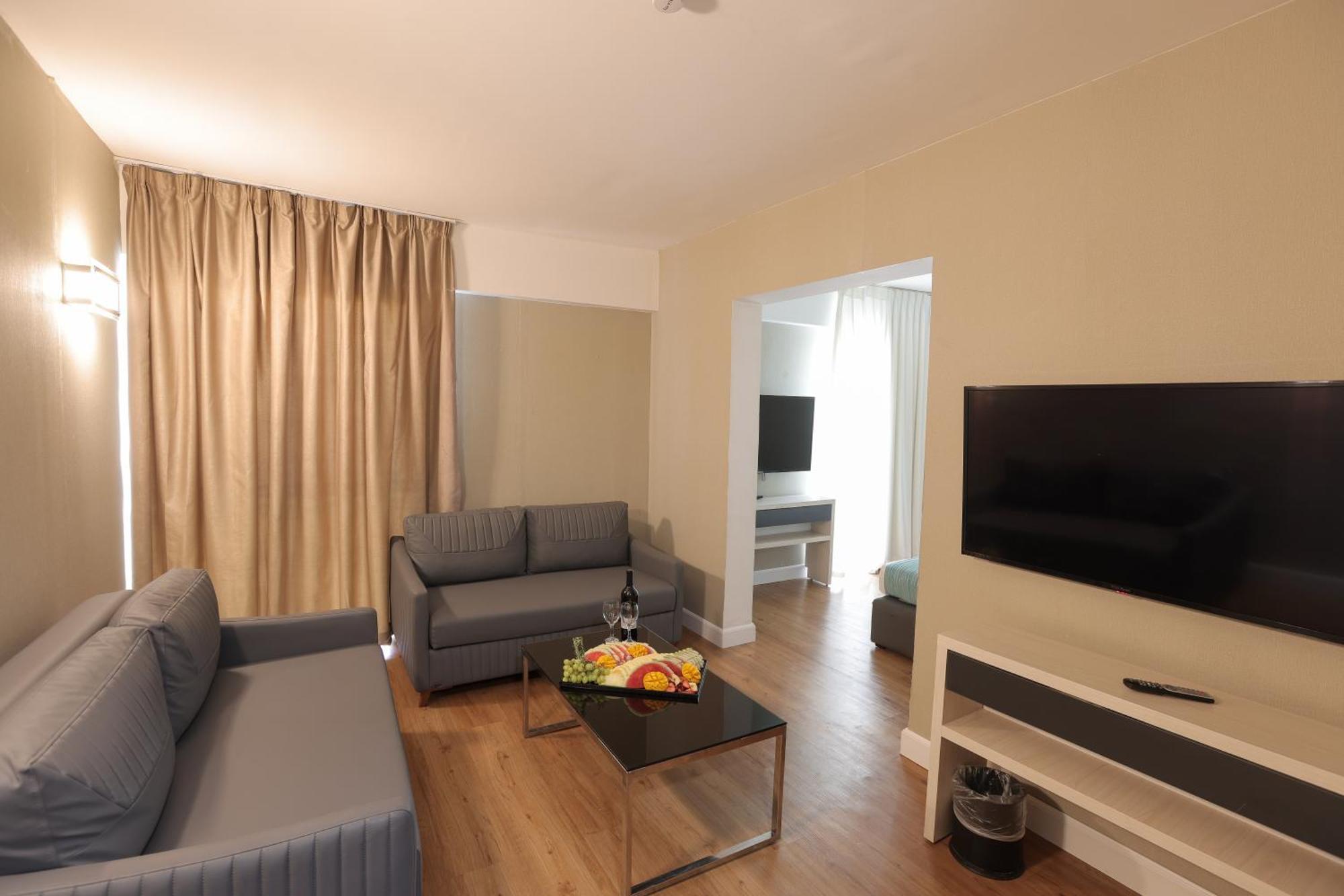 G Hotel 엘라트 외부 사진