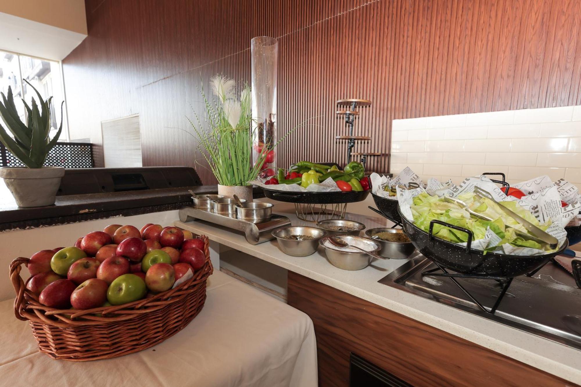 G Hotel 엘라트 외부 사진